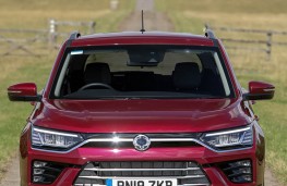 SsangYong Korando Ultimate 2020 head-on